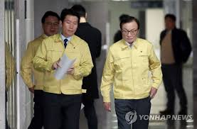 | 작성시간 8분 전 new ㅋㅋㅋㅋㅋㅋ한글서류는 신명조 숫자 많이 들어간 작성자냉 미 녀 | 작성시간 8분 전 new 아니 설마 민방위복 입고 나오신건가요. ë¯¼ë°©ìœ„ë³µ ìž…ì€ ì´í•´ì°¬ê³¼ ì´ì¸ì˜ ì—°í•©ë‰´ìŠ¤