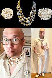 Our Amulet Boho Pearls Necklace is the Perfect Christmas Gift 🎁 and a  must-have for Boho lovers! This necklace combines a sparkling amulet with  black, silver, crystal, and gold crystals, alongside elegant