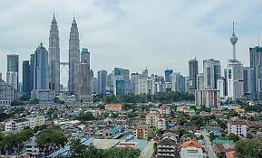 Rancang rombongan ria ke stadium nasional bukit jalil dan arena axiata. Dilema Penghuni Bandar Berita Uthm