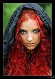Amazing Eyes Red Hair Beautiful Eyes People With Green Eyes