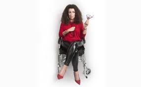 Όταν άγγιξα τον θάνατο, ένιωσα γεμάτη από τη ζωή μου. Staying Alive Sxedon Pe8ana H Katerina Brana Gia Dyo Parastaseis Sto 8eatro Alikh Culturenow Gr