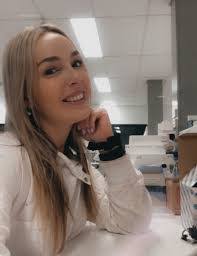 Olivia King's Instagram, Twitter & Facebook