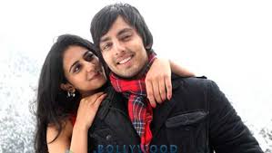 Love Me Thoda Aur Yaariyan Video Trailer Bollywood Hungama Yaariyan ( 2014) lyrics : love me thoda aur yaariyan