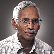 Davis College Faculty Honored for Excellence at Annual Faculty Convocation 