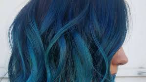 Mengecat warna rambut menjadi biru merupakan cara seru untuk menyemarakkan warna rambut anda. 3 Warna Rambut Tren Musim Panas 2021 Merahputih