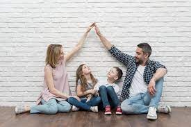 Keluarga adalah sekelompok orang yang dipersatukan oleh pertalian darah. Berikut Ini Kegiatan Menyenangkan Yang Bisa Dilakukan Bersama Keluarga Di Rumah Rumah Dan Gaya Hidup Rumah Com