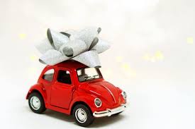 Unless specifically stated in the judgment, the title must be endorsed and assigned from one party to the other. 4 Steps To Gifting A Car If You Live In Florida Title Transfers Etags Vehicle Registration Title Services Driven By Technology