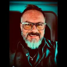 Chris Eager (@eagerbilt)