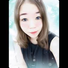 Amy Jong's Instagram, Twitter & Facebook