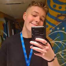 Jacob Batalon embraces the internet calling him the CEO of Sex: “First of  all, it's an honor. I feel like people come to me for sex advice all the  time” 😂 “It