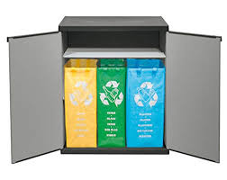 1.2.4 4)songmics bidone spazzatura pattumiera per raccolta differenziata 24 litri con pedale in acciaio inossidabile 3 contenitori di 8 litri ltb24l. I Migliori 30 Raccolta Differenziata Da Esterno Per Te 2021 Ufficio Spettacoli It