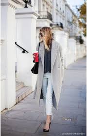 Avec ce superbe manteau pour femme au coloris vibrant, il va vous tarder d'être en hiver ! Manteaux Longs Et Chaussures Les Plus Beaux Combos De La Saison Run Baby Run