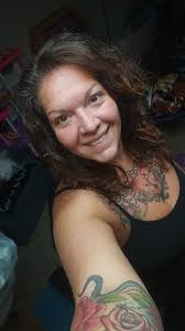 What grip setup is best for extra sweat during pickleball play?