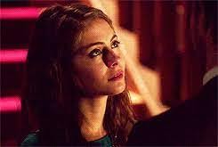 Imogene Clarke's Instagram, Twitter & Facebook