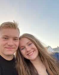 Dalen Chauvette and Meredith Williamson's Wedding Website