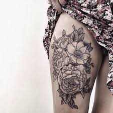 Black And Grey Flower Tattoos Illustrated Black And Gray Floral Thigh Piece Tattoo Thigh Piece Tattoos Tattoos Pieces Tattoo