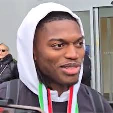 Milan, Leao torna a sorridere: "Con Conceiçao una nuova energia. Siamo  felici"