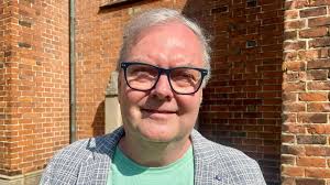 Claus fandt kristendommen, men forstår, at de unge bliver væk: