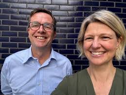 Rose Gunn's Instagram, Twitter & Facebook