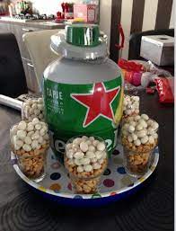 Leuk Voor De Bierdrinkende Man Ideeen Voor Cadeaus Verjaardagscadeaus Grappige Cadeaus