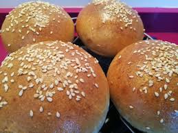 Pan De Hamburguesa Con Masa Madre Receta De Fini Bautista Angulo Receta Pan De Hamburguesa Masa Madre Recetas De Comida