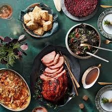 Everything you need to celebrate christmas eve in style, including celebratory cocktails, elegant finger food, centerpiece roasts, seafood mains, and plenty of cookies for santa. Christmas Dinner Menu With Southern Style Ham Biscuits Rachael Ray In Season