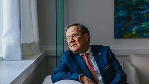 Bei der entscheidung über die brenzlige. Armin Laschet Uber Die Afd Wir Kriegen Die Unter Funf Prozent Der Spiegel