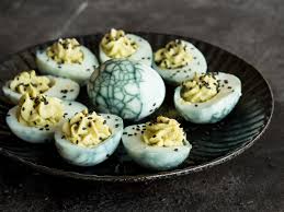 Wenn es um die wahl der halloween kostüme geht, haben sie zwei möglichkeiten zur verfügung. Halloween Rezepte 18 Schaurig Schone Leckerbissen
