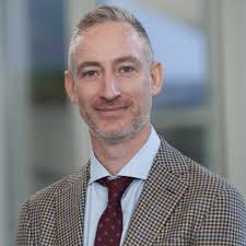 When is it appropriate to excise port sites following laparoscopic  cholecystectomy if there is gallbladder cancer in the pathology?