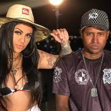 No dia 27 daquele mês, segundo mc marcelly, ela foi convencida por ele a voltar para casa. Mc Marcelly S Stream