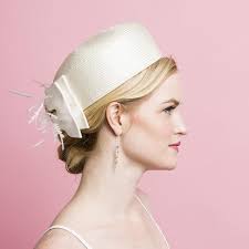 Vintage Inspired Bridal Pillbox Hat In Ivory Parasisal Straw With Silk Taffeta Bow Crystal Rhinestone Button And Feathers Fancy Hats Hats Vintage Elegant Hats