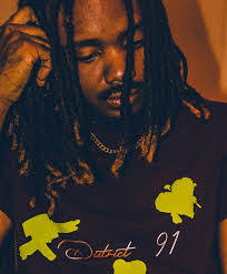 Megan Mello's Instagram, Twitter & Facebook