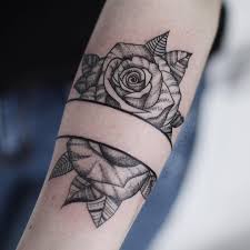 Blackwork Rose Tattoo Done By Etherea Tattoo Band Armband Legband Fascia Fasce