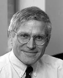 Karen Woolston's Instagram, Twitter & Facebook