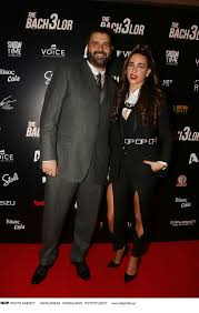 «επειδή πήρα δυο τρία κιλά τα χριστούγεννα; Apanta Stis Fhmes Egkymosynhs Deixnontas Thn Koilia Ths People Amp Style Eidhseis