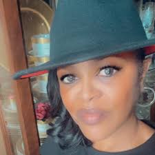 SuperNOVAHs! I had the honor of performing in a musical tribute to  legendary producer Dallas Austin the 3rd Annual Black Music Honors. The  show will be airing now through September 30. Go