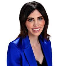 Breanna Jane's Instagram, Twitter & Facebook