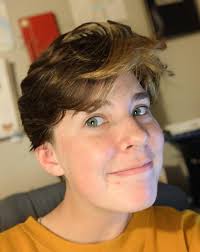 help me try out the names Grace, Gray, and Grayson? (he/they/she) :  r/NonBinary