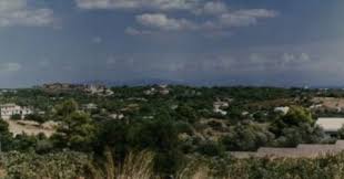 Είναι ο πρώτος από τους τρείς γιούς του πολυδώρου και της αικατερίνης θεοδωρακοπούλου. Dhmos Aigialeias Patrisnews Efhmerida Patris Hleias