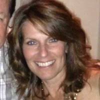 Lori Lemieux's Instagram, Twitter & Facebook