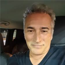 It is my first time to see overhead crane with 4 hooks Did you¿why that