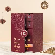 Estee lauder brands advent calendar. The Best Beauty Advent Calendars For 2019 The Daily Struggle
