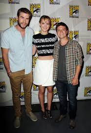 Porcelainangelx i imagine it's because of the reaction people have when they see a taller woman with a shorter man, said the woman when asked why some men feel insecure being shorter than women. Why Can T We All Get Over Our Bias Against Short Guys Already Glamour