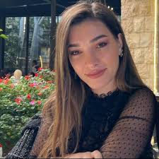 Layal Khaled Bitar (@layalkhaled91) • Threads, Say more