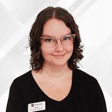 Hillary Schultz's Instagram, Twitter & Facebook