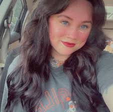 Who is a great gel x nail technician around Huber Heights?