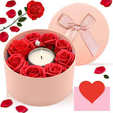 This stylish tote bag comes with corkscrew too, which is a thoughtful accompaniment to this gift. Beautiful Pink Gift Box The Dimension Is 17 17 8cm 6 5 6 5 3 3inch With A Pink Bow Inside Valentines Flowers Romantic Candles Valentines Day Presents