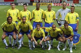 والرابع، في مونديال 2006، الذي أقيم في ألمانيا. Ø§Ù„ØªØ´ÙƒÙŠÙ„Ø© Ø§Ù„Ø¨Ø±Ø§Ø²ÙŠÙ„ÙŠÙ‡ Ø§Ù„ÙØ§Ø¦Ø²Ø© Ø¨ÙƒØ£Ø³ Ø§Ù„Ø¹Ø§Ù„Ù… 2002 Ø£ÙŠÙ† Ù‡Ù… Ø§Ù„Ø¢Ù† Ø§Ù„ÙƒØ§ØªØ¨ Braziliano9 ÙØ±ÙŠÙ‚ Ø§Ù„Ø¨Ø±Ø§Ø²ÙŠÙ„ Ø¹Ø§Ù… 2002 Ø§Ù„Ø°ÙŠ ÙƒØ§Ù† ÙˆØ§Ø­Ø¯Ø§ Ù…Ù† Ø£Ø¹Ø¸Ù… Ø§Ù„ÙØ±Ù‚ Ø§Ù„ØªÙŠ ÙˆØ·Ø£Øª Ù…Ù„Ø§Ø¹Ø¨ ÙƒØ±Ø© Ø§Ù„Ù‚Ø¯Ù… Ù…Ù„ÙŠØ¦Ø§ Ø¨Ø§Ù„Ù†Ø¬ÙˆÙ… Ù„Ø¹Ø¨ÙˆØ§ ÙƒØ±Ø© Ù‚Ø¯Ù… Ø¬Ù…ÙŠÙ„Ø© Ø¹Ù…Ø§Ù„Ù‚Ø© Ø£Ù…Ø±ÙŠÙƒØ§ Ø§Ù„Ø¬Ù†ÙˆØ¨ÙŠØ© Ø§Ù…ØªØ¹ÙˆØ§ Ù…Ø´Ø¬Ø¹ÙŠ ÙƒØ±Ø© Ø§Ù„Ù‚Ø¯Ù… ÙÙŠ ÙƒÙ„ Ù…ÙƒØ§Ù† Ø§Ù„ÙØ±Ù‚Ø©