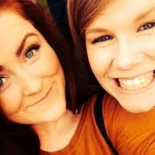 Danielle Groom's Instagram, Twitter & Facebook