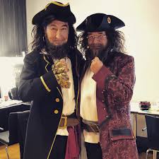 Ministerpräsident armin laschet und sein vize joachim stamp blickten auf den landespolitischen themenreigen 2020. Cem Ozdemir Ø¹Ù„Ù‰ ØªÙˆÙŠØªØ± Winfried Kretschmann Die Gruenen Erhalt Heute Den Orden Wider Den Tierischen Ernst 2018 Um 20 15 Uhr In Daserste Karneval Mit Arminlaschet Rechts Im Bild Https T Co Rl7oavhstp